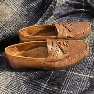 Nunn Bush 81225-02 Men's Brown Leather Slip-On Tasseled Loafer Shoes Size 10M